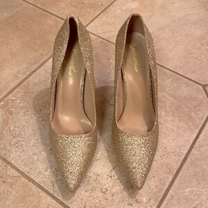 Sparkly gold stilettos size 8 glitter heels